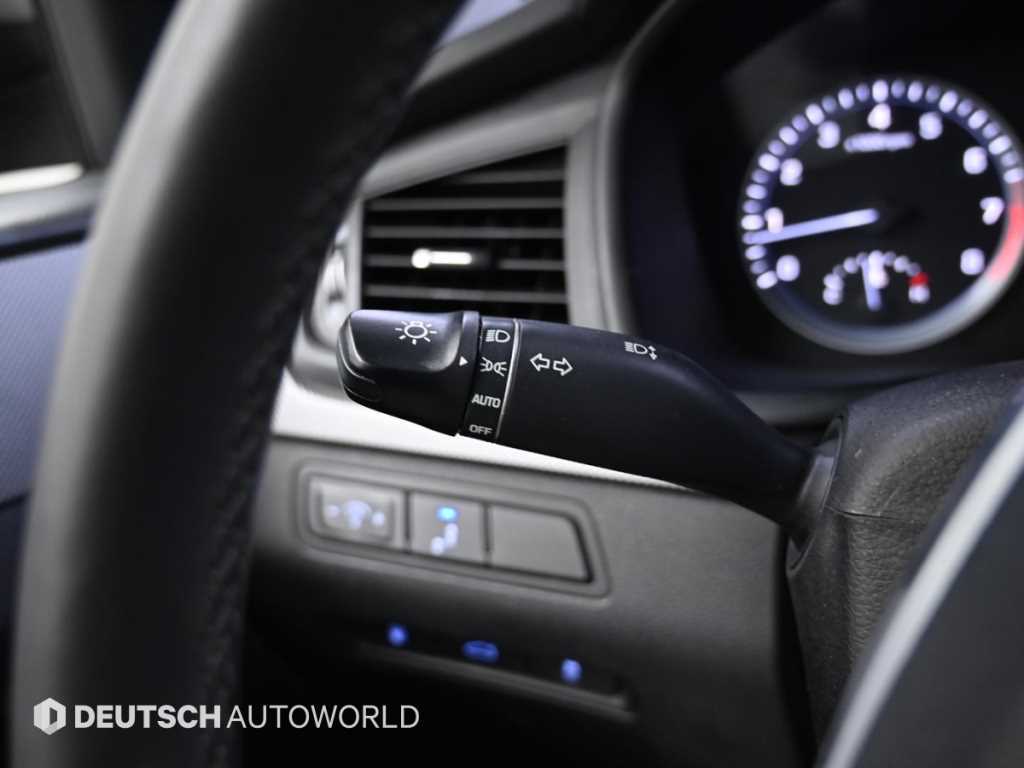 Hyundai Sonata — photo 16