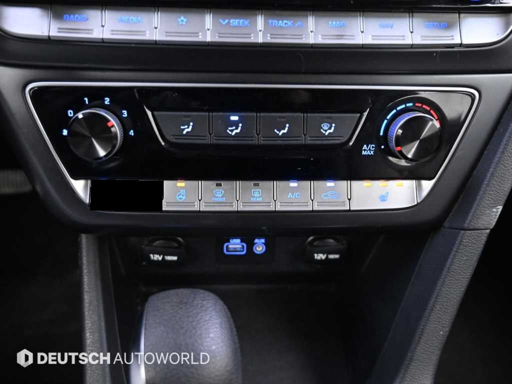 Hyundai Sonata — photo 17
