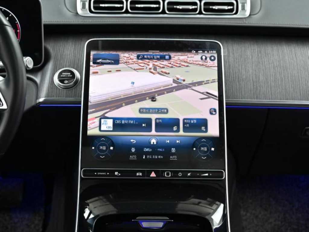 Mercedes-Benz S-Class — photo 14