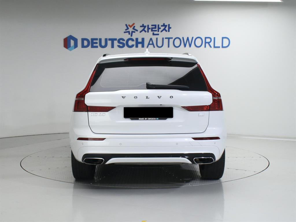 Volvo XC60 — photo 04