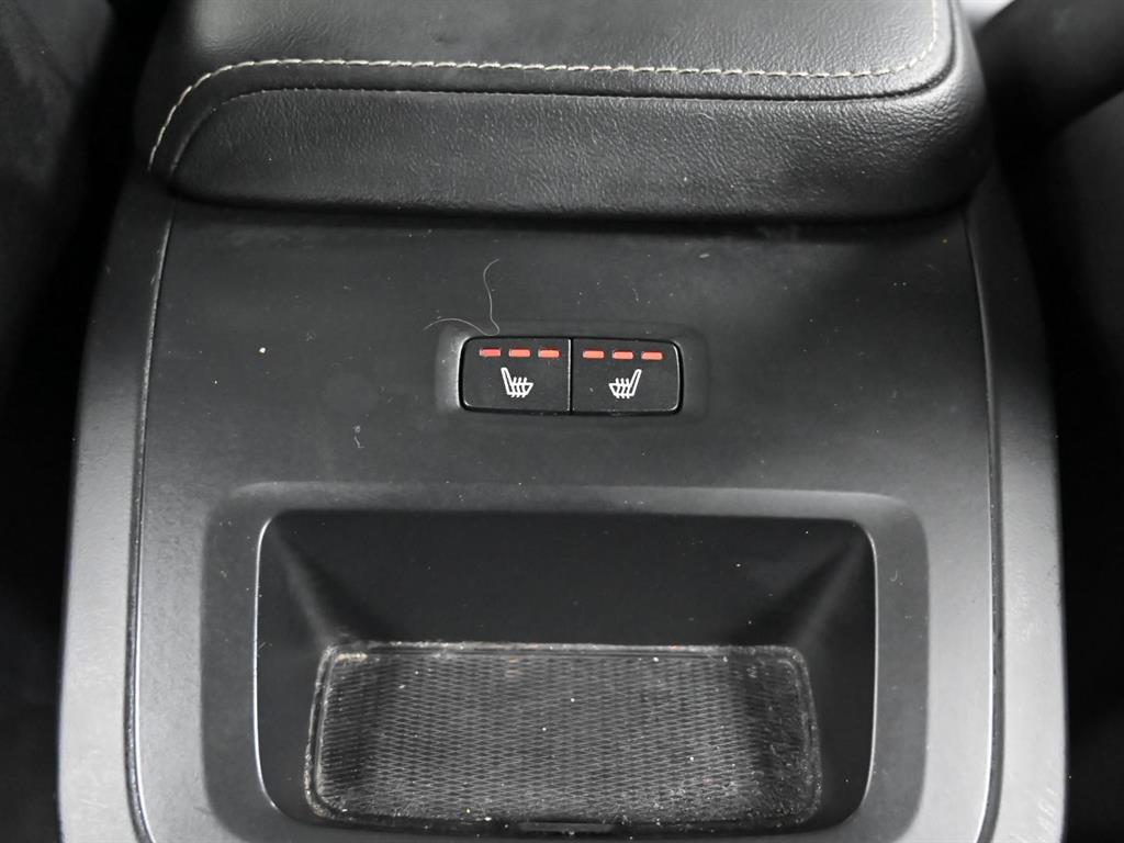 Volvo XC60 — photo 16