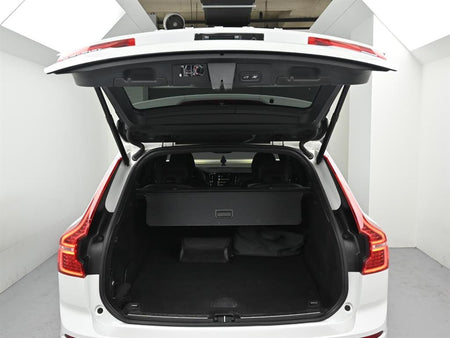 Volvo XC60 — photo 19