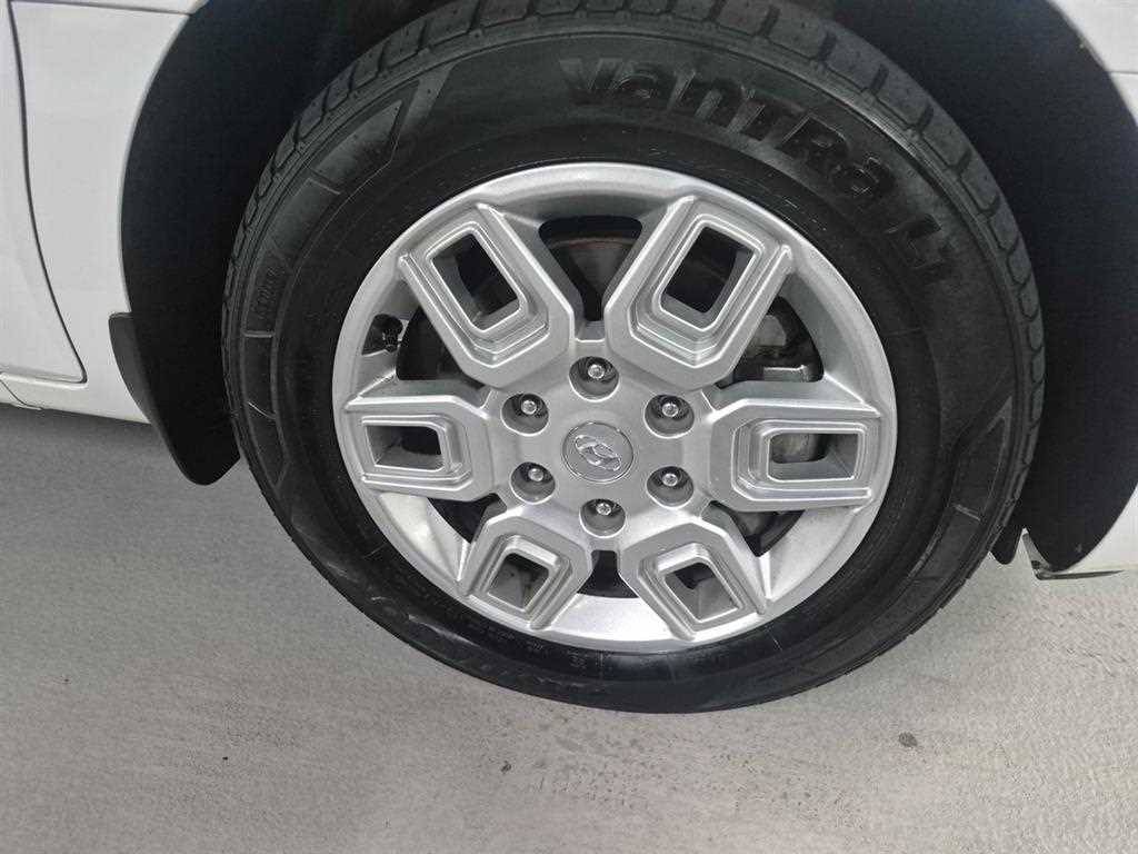 Hyundai Staria — photo 05