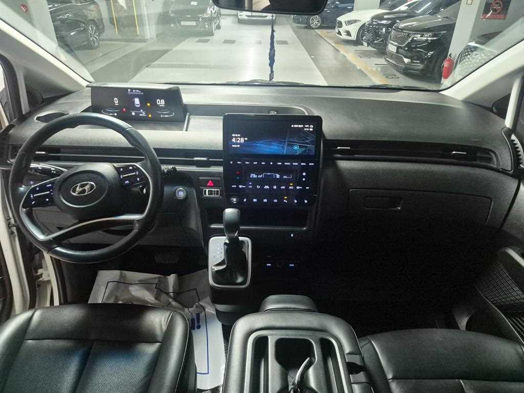 Hyundai Staria — photo 07