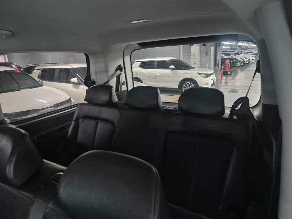 Hyundai Staria — photo 11