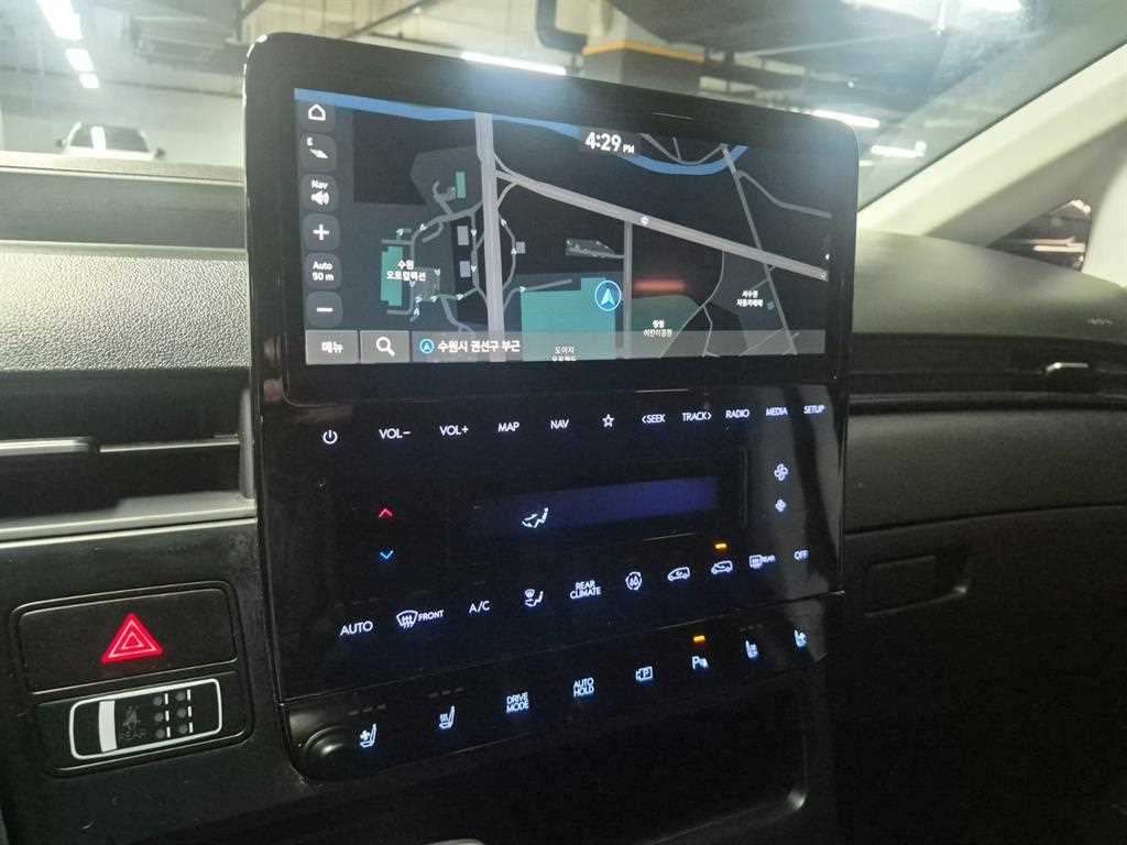 Hyundai Staria — photo 15