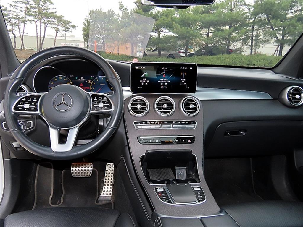 Mercedes-Benz GLC-Class — photo 07
