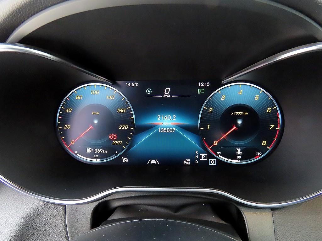 Mercedes-Benz GLC-Class — photo 09
