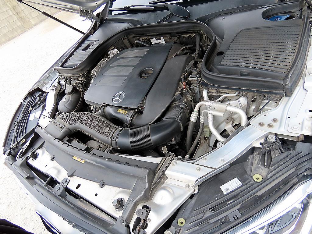 Mercedes-Benz GLC-Class — photo 19