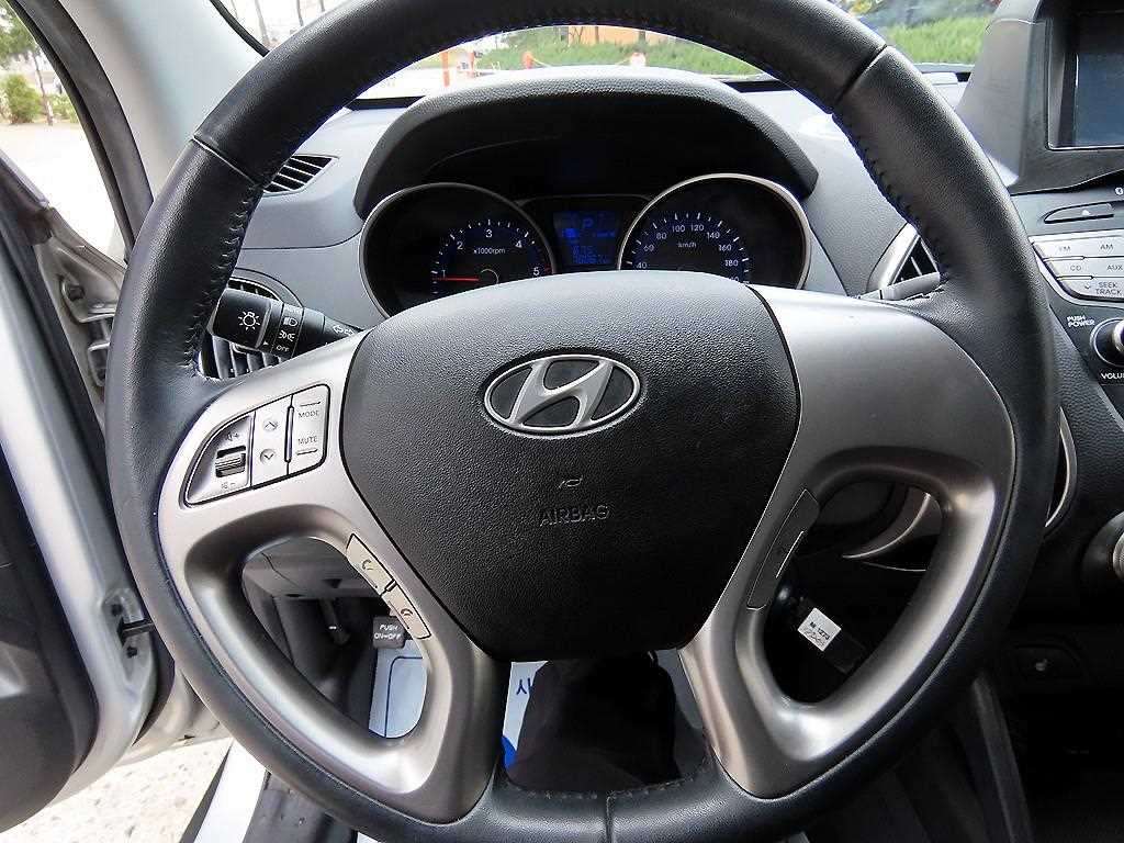 Hyundai Tucson — photo 08