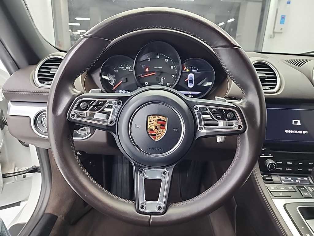 Porsche 718 — photo 09