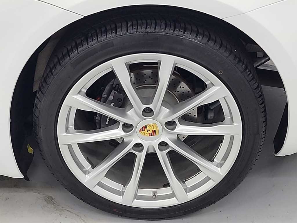 Porsche 718 — photo 18