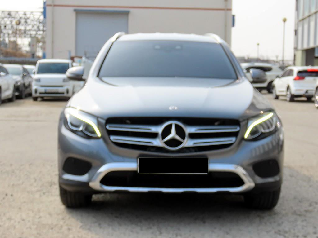 Mercedes-Benz GLC-Class — photo 01