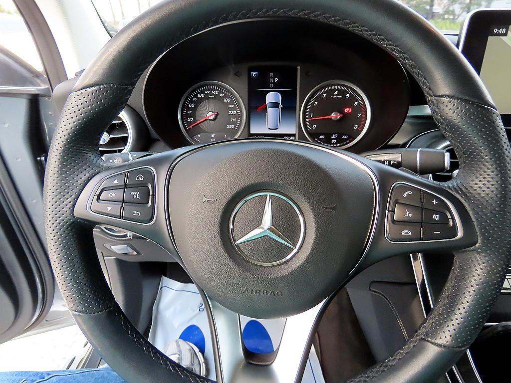 Mercedes-Benz GLC-Class — photo 08