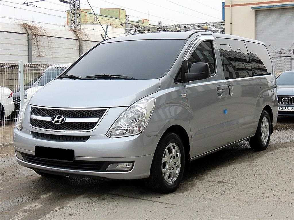 Hyundai Starex — photo 02