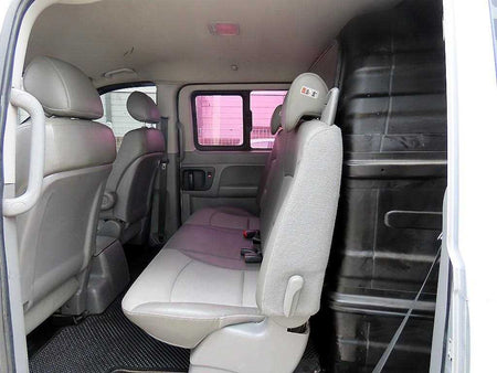 Hyundai Starex — photo 06