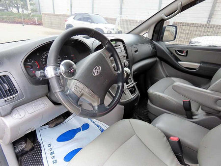 Hyundai Starex — photo 09