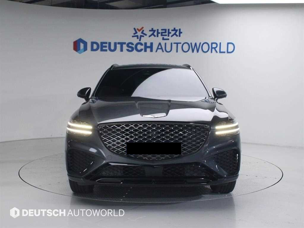 Genesis GV70 — photo 03