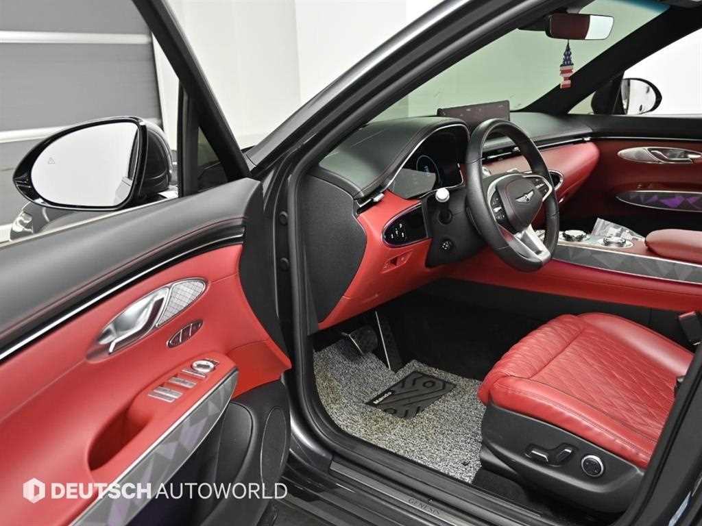 Genesis GV70 — photo 11