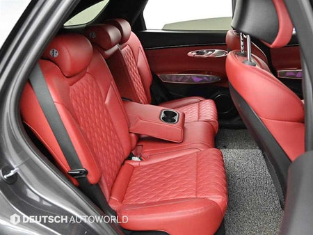 Genesis GV70 — photo 12
