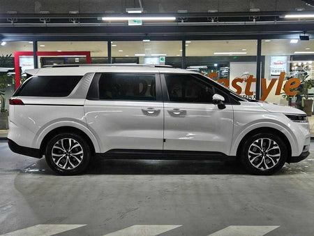Kia Carnival — photo 03