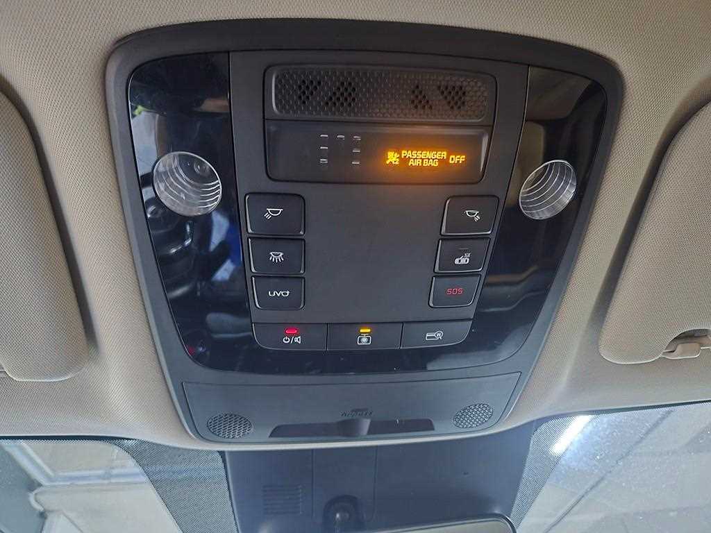 Kia Carnival — photo 16