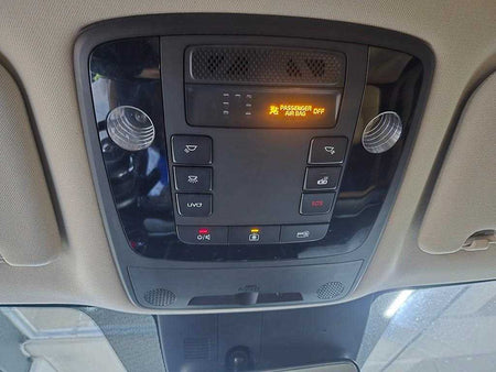 Kia Carnival — photo 16