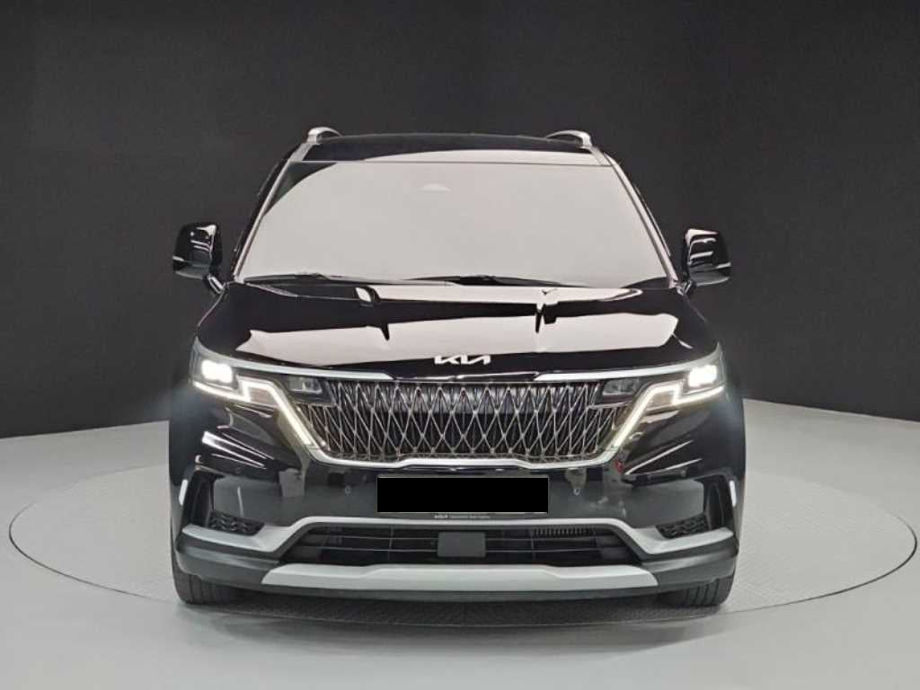 Kia Carnival — photo 01