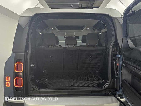 Land Rover Defender — photo 19