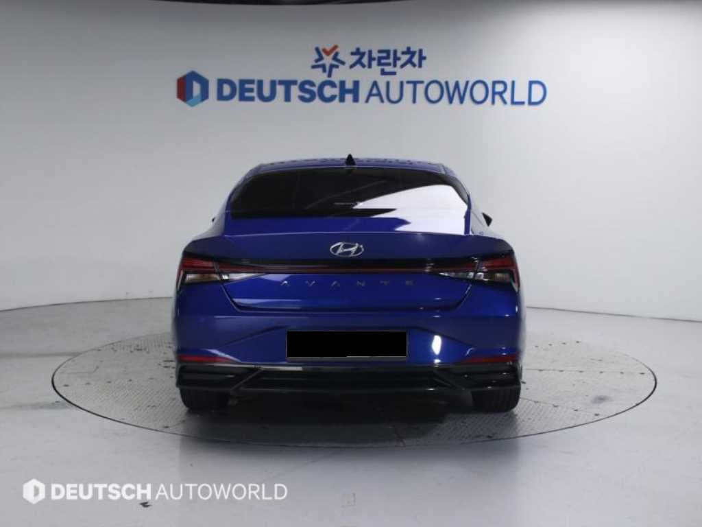 Hyundai Avante — photo 04