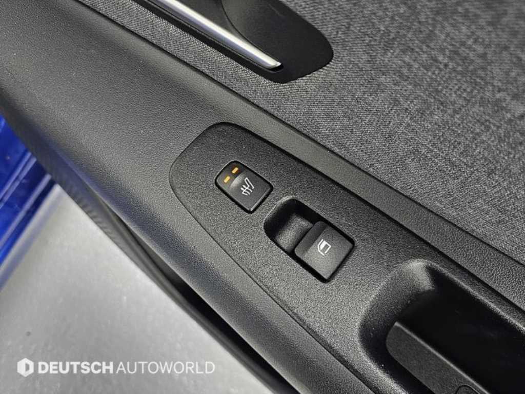 Hyundai Avante — photo 16