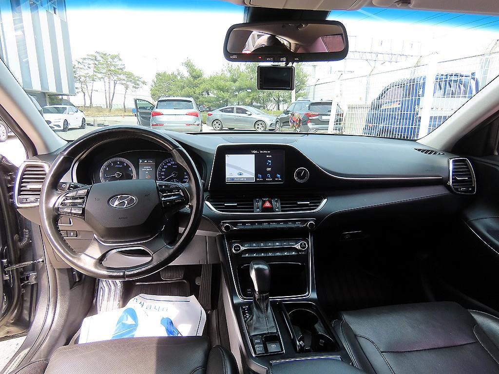 Hyundai Grandeur — photo 07