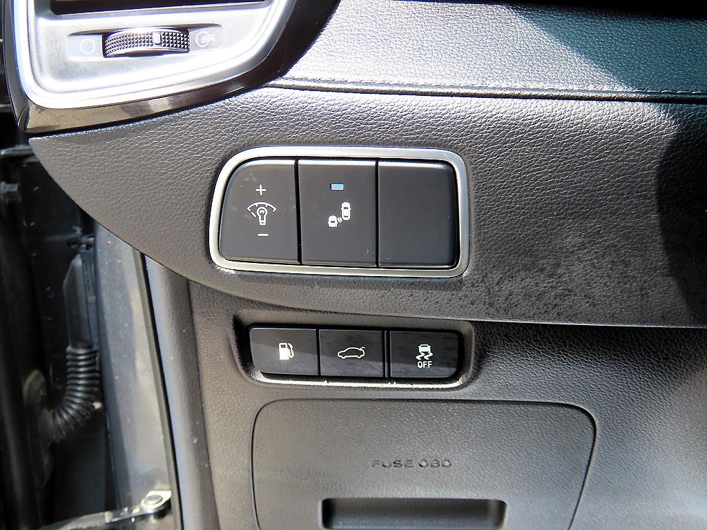 Hyundai Grandeur — photo 12