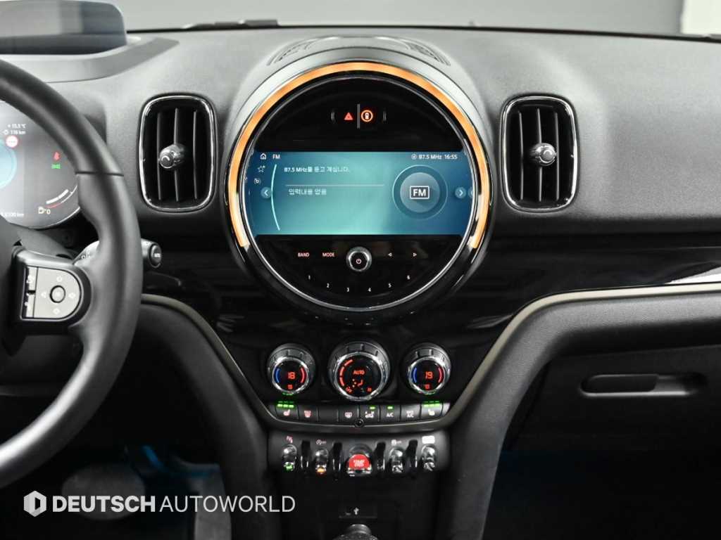 Mini Countryman — photo 14