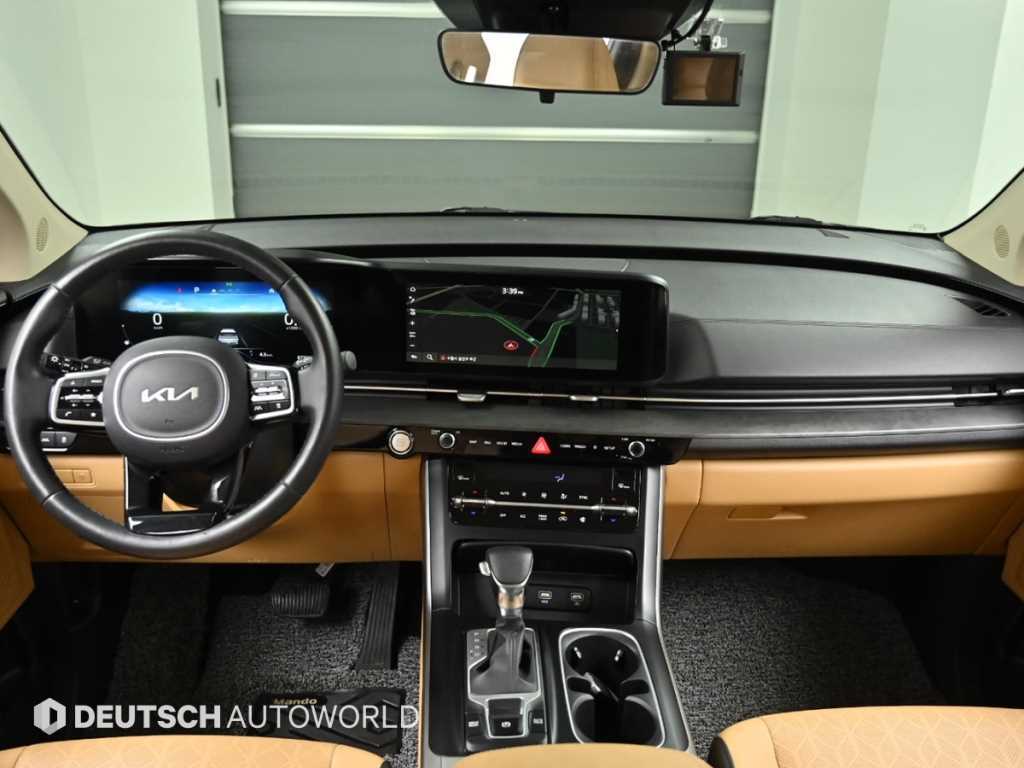 Kia Carnival — photo 07