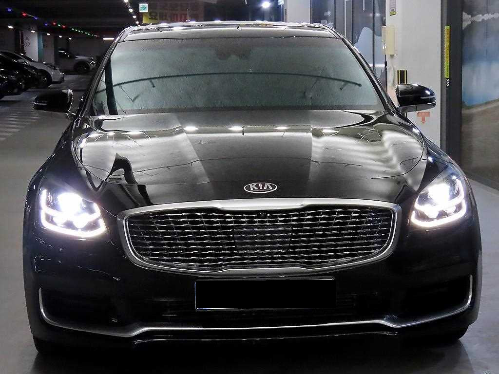 Kia K9 — photo 02