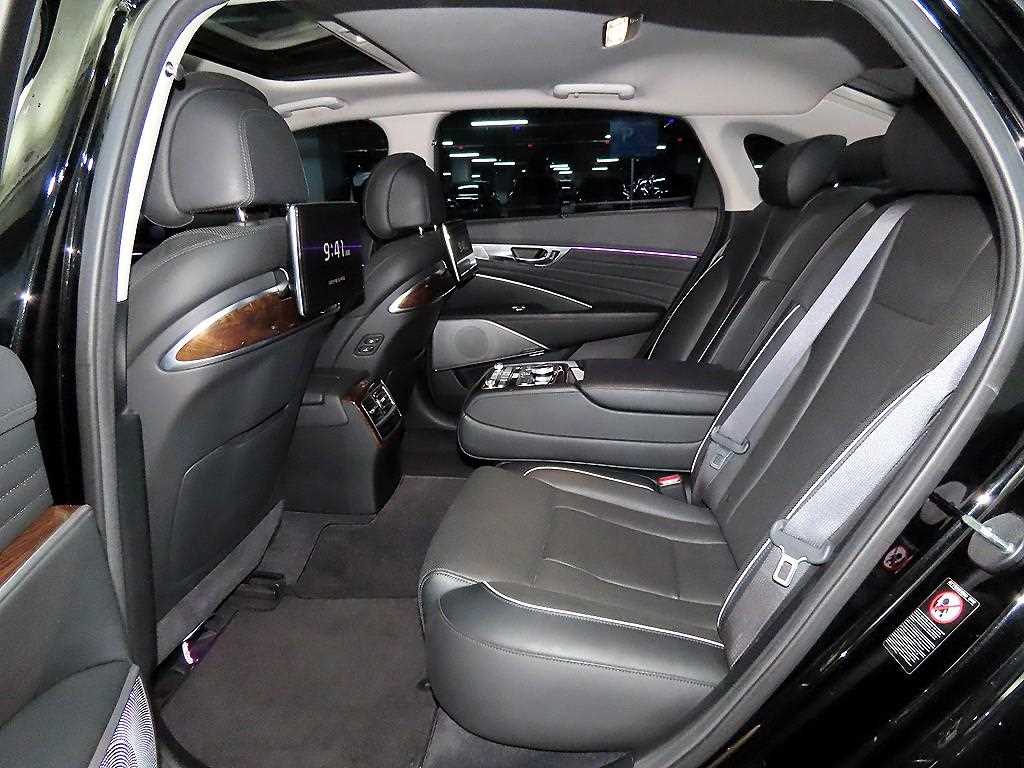 Kia K9 — photo 07