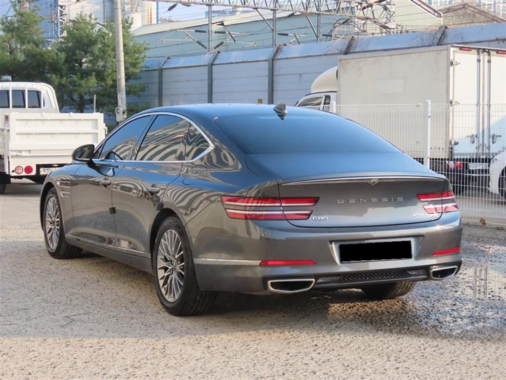 Genesis G80 — photo 03