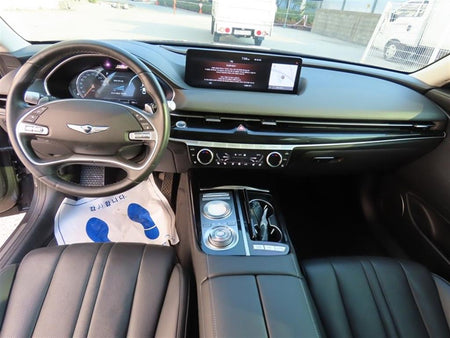 Genesis G80 — photo 09