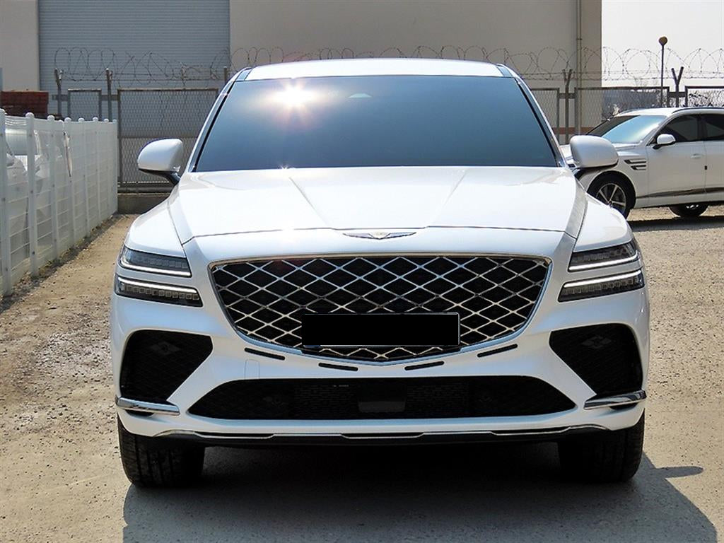 Genesis GV80 — photo 01