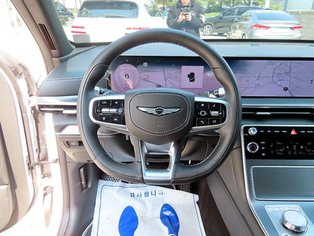 Genesis GV80 — photo 08