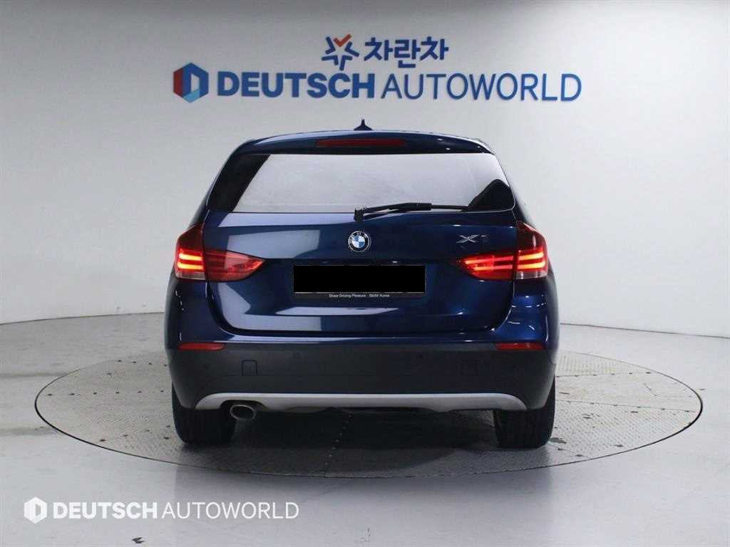 BMW X1 — photo 04
