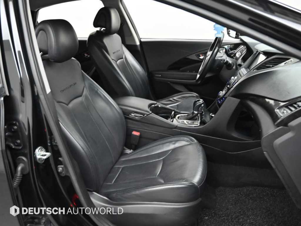 Hyundai Grandeur — photo 10