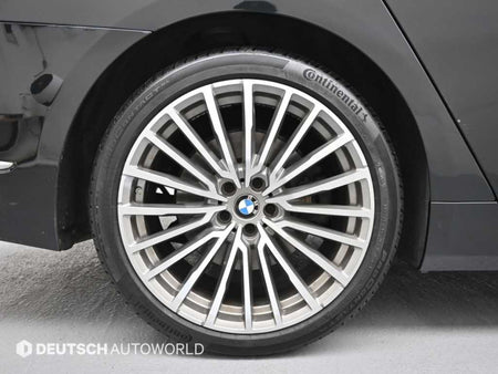 BMW 7-Series — photo 05