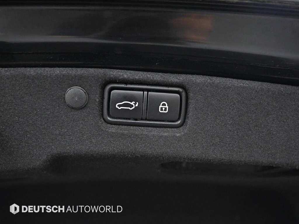 Kia K7 — photo 20