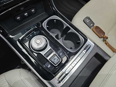 Kia Carnival — photo 13