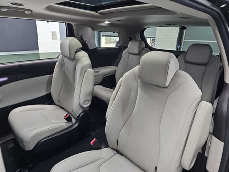 Kia Carnival — photo 17