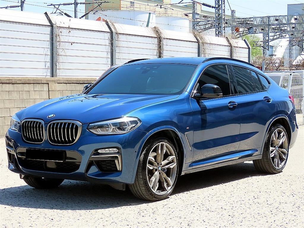 BMW X4 — photo 02