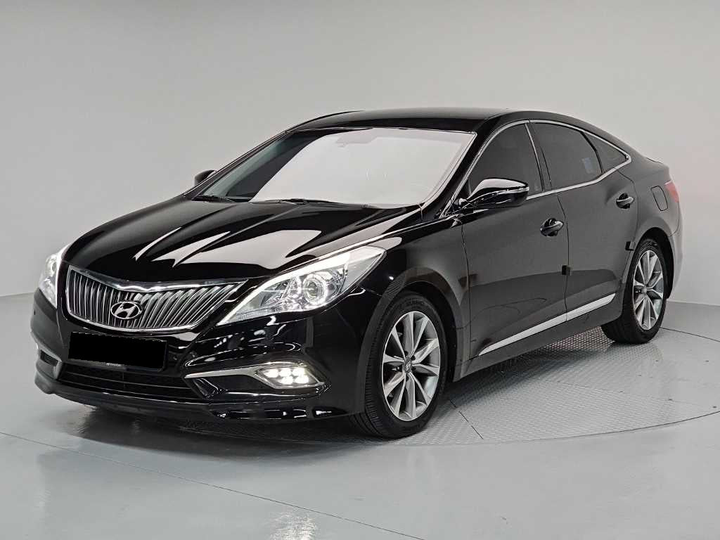 Hyundai Grandeur — photo 01