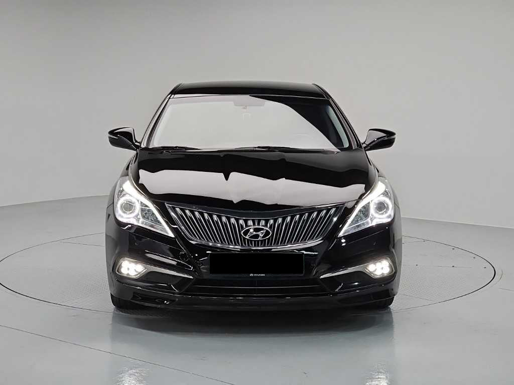 Hyundai Grandeur — photo 02